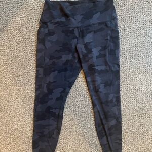 Lululemon Align 25” HR Black Camo Deep Coal Multi with Pockets Leggings Size 14